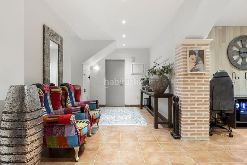 Foto fdc0515f-eab6-4d32-b9a2-f5b2b0f31b47. Chalet con riscaldamento parcheggio piscina in campo de Mijas Mijas