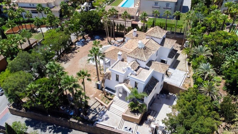 Foto 89e82ab0-f236-4e1e-b159-012c9952f8b0. Chalet en Sierra Blanca Marbella