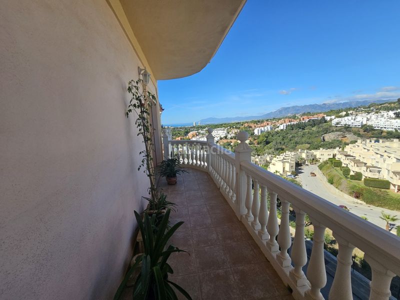 Foto d09d1109-a2e3-4ed0-bdec-647f7214b33b. Xalet amb calefacció aparcament piscina a Santa María Marbella