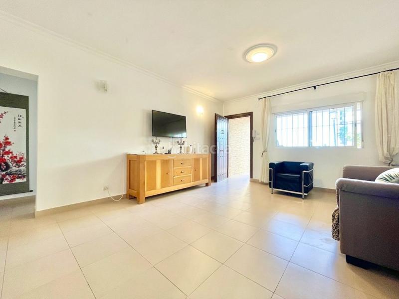 Foto 9f64c3b6-0d8f-4b4f-85dd-29a7e9e3116d. Chalet en Puerto Deportivo Fuengirola