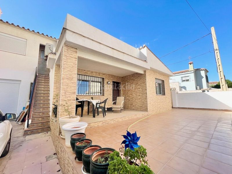 Foto b9bc87b5-ae2c-440e-9a0e-2c5707ba24bd. Chalet en Puerto Deportivo Fuengirola