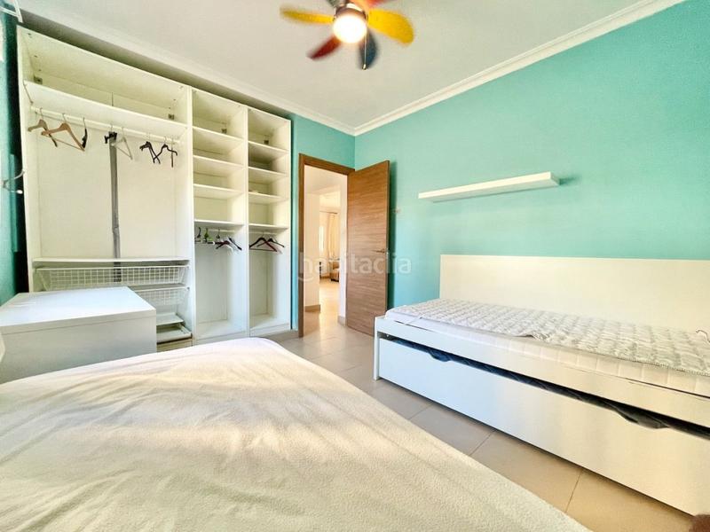 Foto ef7ad5c2-a990-4558-86c1-cb141618bd03. Chalet con parcheggio in Puerto Deportivo Fuengirola