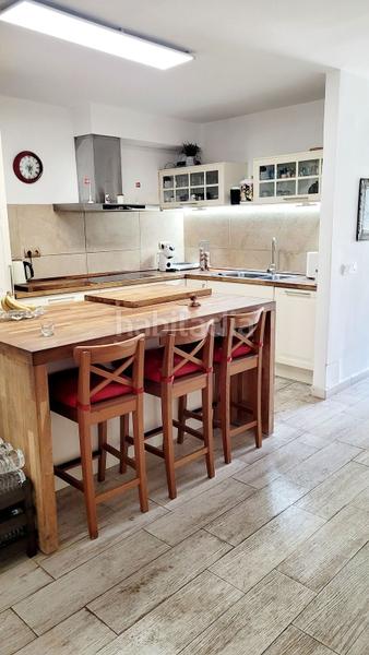 Foto 17ca4968-e761-489a-8027-4a350156df40. Erdgeschoss mit parking pool in Zona Centro Comercial Torrequebrada Benalmádena