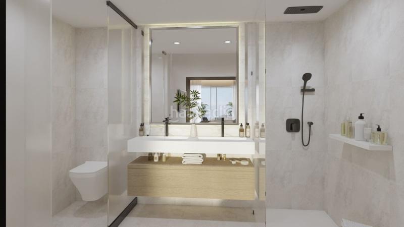 Foto 6a13fc7d-0da8-4c6f-8253-16d6c4f73951. Doppelhaus mit parking pool in Centro ciudad Fuengirola