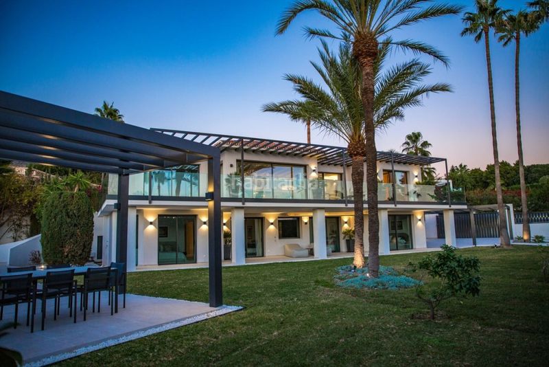 Foto a6268021-1133-4d14-ab3b-ef76526b4302. Xalet amb aparcament piscina a Sierra Blanca Marbella