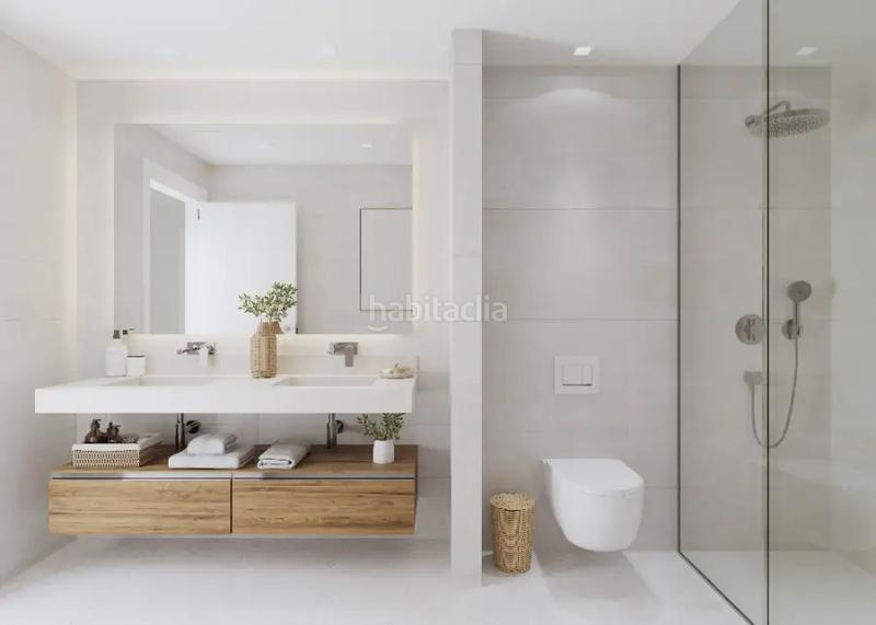 Foto 8d75641f-8b6c-41d3-85a9-55e61512caf8. Penthouse with heating parking pool in Parque Central Estepona