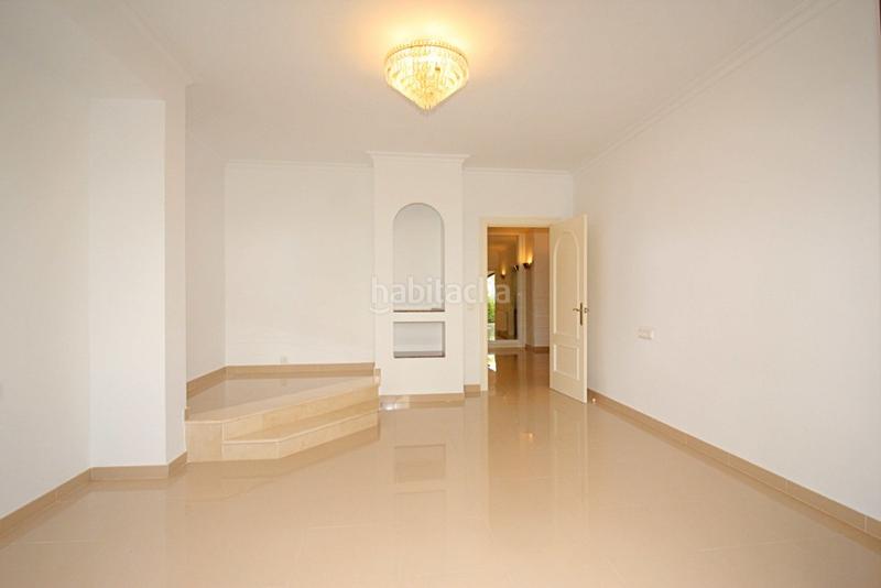 Foto 330294f5-1862-4a0b-9ea1-9e17769b4176. Chalet mit parking pool in Centro Alhaurín el Grande