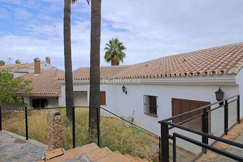 Foto 3c9f4e46-9a7f-4e60-a299-4d0907181f9e. Chalet avec parking piscine dans Centro Alhaurín el Grande