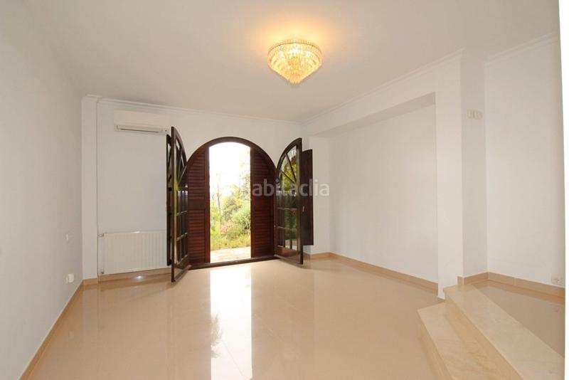 Foto f7313383-d590-4837-9552-e770bc3d6acf. Chalet avec parking piscine dans Centro Alhaurín el Grande