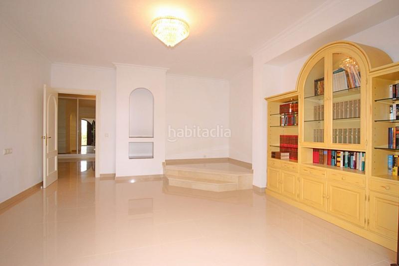 Foto 9500ecfb-85b1-403e-b623-88c61bf11983. Xalet amb aparcament piscina a Centro Alhaurín el Grande