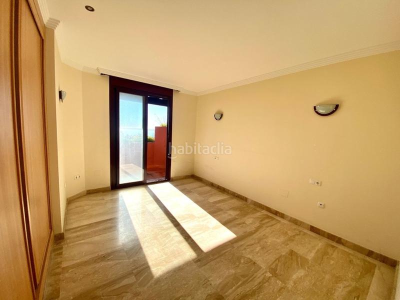 Foto e40ee86d-6894-4bce-8b0a-24f981592aa1. Dúplex en Guadalmansa Estepona