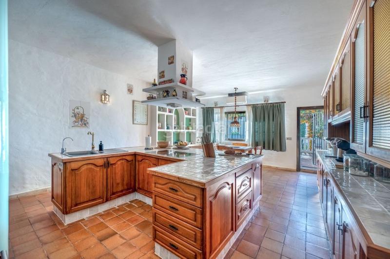 Foto f1247aed-e3e5-4033-8636-e91ae0517c9a. Chalet en Cortijo Torrequebrada Benalmádena