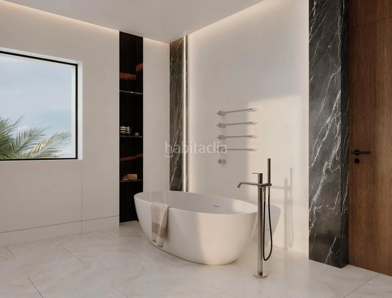 Foto 793a1911-aedd-48f6-930b-866600bc5f64. Chalet with parking pool in Puerto Banús Marbella