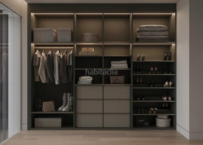 Foto a05a6c14-7b7e-46c9-acf1-33b6c66beddc. Xalet amb aparcament piscina a Puerto Banús Marbella