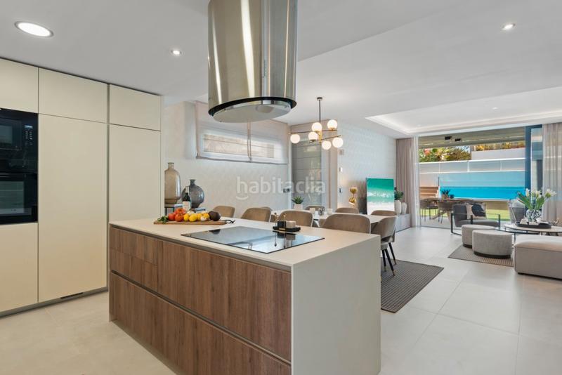 Foto 15ca92a9-b11f-4d52-8061-670277b01de1. Chalet con riscaldamento parcheggio piscina in Las Brisas Marbella