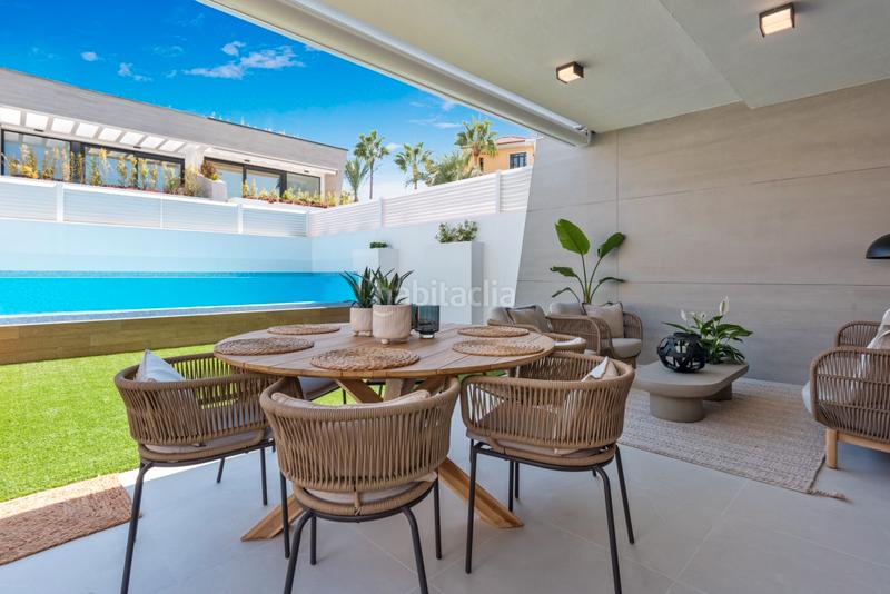 Foto 528d8f2d-d51a-4957-b159-361f771ff202. Chalet con riscaldamento parcheggio piscina in Las Brisas Marbella