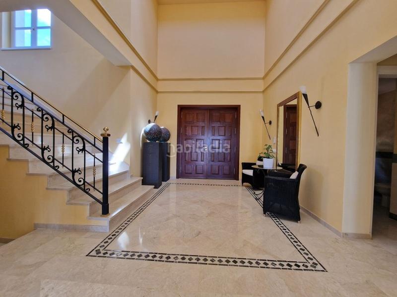 Foto 7002d727-ddc2-4383-bbb5-1c8b30daf5de. Chalet mit parking pool in Calahonda Mijas