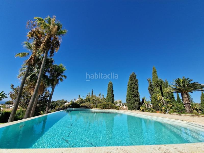 Foto 83d640e2-282f-4aea-b0ee-68d6239564b0. Chalet mit parking pool in Calahonda Mijas