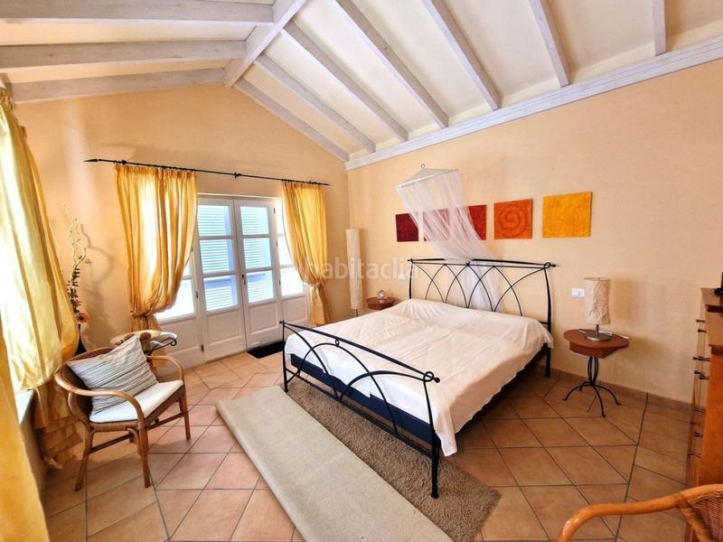 Foto a27f8a90-93aa-4c56-b78f-1ed7413c2f08. Chalet mit parking pool in Calahonda Mijas