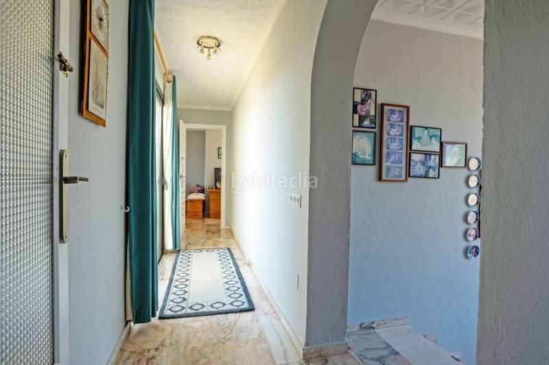 Foto 2879934a-ca13-49f3-ae64-8cd06f0eada1. Chalet mit parking pool in El Faro de Calaburra - Chaparral Mijas