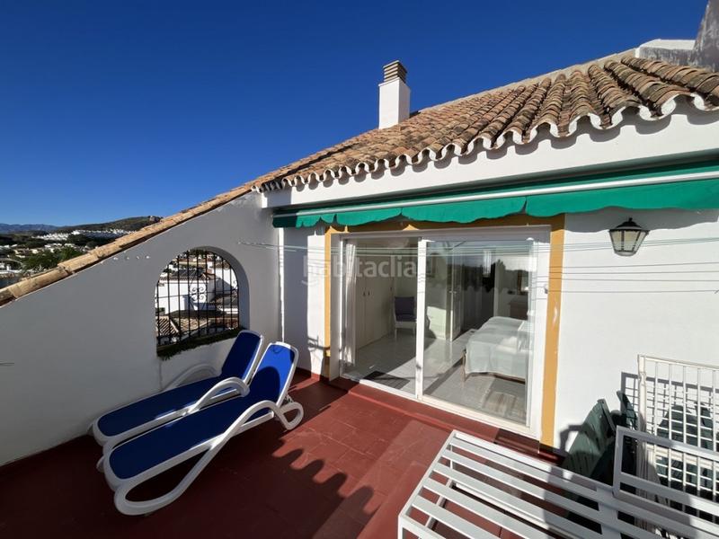 Foto d2f697f5-f539-472e-922e-987a0f495b97. Casa pareada en Calahonda Mijas