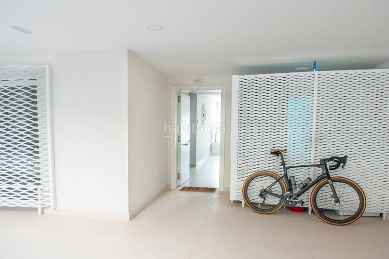 Foto b5161697-4cd2-4a19-b0b7-d910f68a695a. Appartement mit parking pool in Las Gaviotas - Carvajal Fuengirola