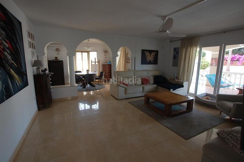 Foto 4fd1cc31-600c-488f-b605-cef00339a907. Chalet con piscina in campo de Mijas Mijas