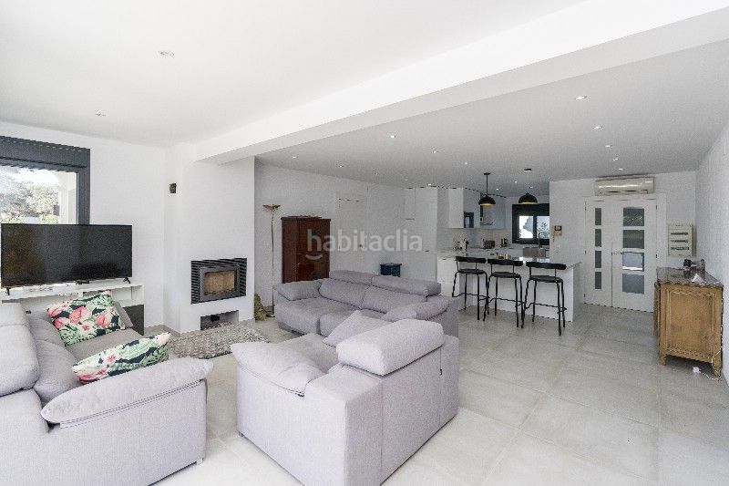 Foto 0a0b1daf-6006-488e-a76b-8c7fcf4491ad. Chalet en Marbesa Marbella