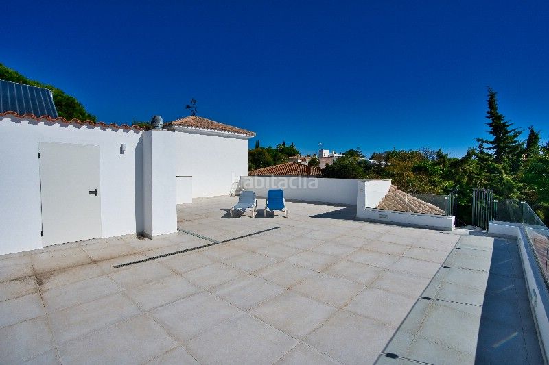 Foto 5127c591-3d95-4a49-a76f-60838a10ea23. Chalet en Marbesa Marbella