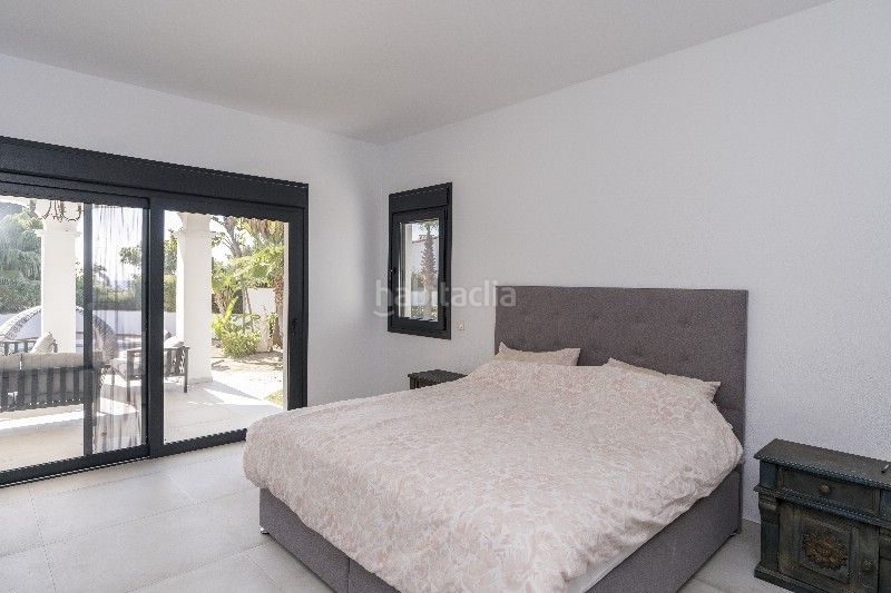 Foto 998a67bc-742c-48e2-9f8f-efa78fd68331. Chalet en Marbesa Marbella