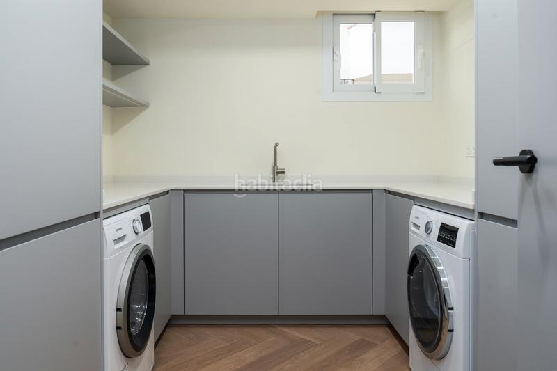 Foto 157625da-4e80-4c3a-98b6-c1e89aae8c79. Casa aparellada amb calefacció aparcament piscina a Marbella