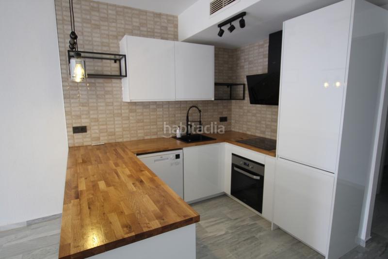 Foto a2d85860-e14a-4f27-92ec-0cd28fb25821. Apartament amb aparcament piscina a Cabopino - Artola Marbella