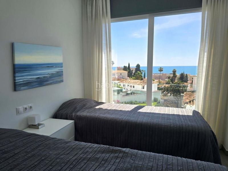 Foto 199c82f5-fbec-42e5-bb5c-c5f93b123ae4. Chalet avec parking piscine dans Torreblanca del Sol Fuengirola