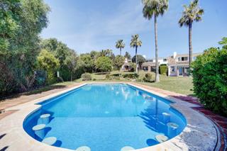 Chalet in Calahonda