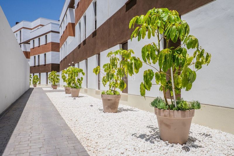 Foto 59b1d6d0-d44d-412d-afe5-af05a070e1af. Apartament amb aparcament piscina a puerto de Estepona Estepona