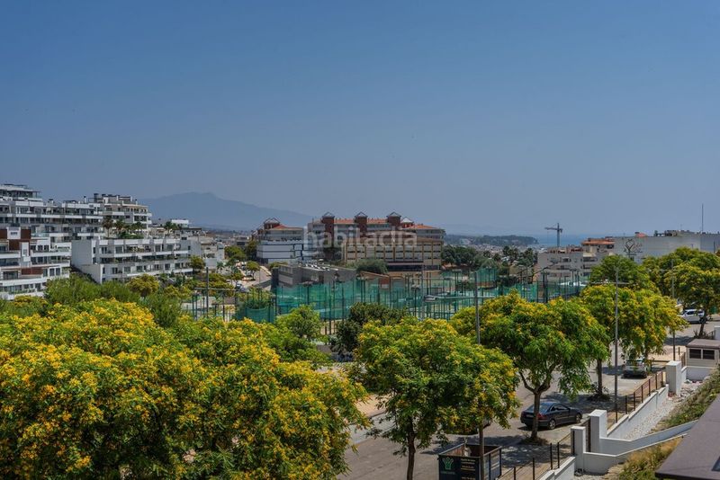 Foto 7d72269b-ac87-4f2b-aad4-ff6e164d4bdb. Apartament amb aparcament piscina a puerto de Estepona Estepona