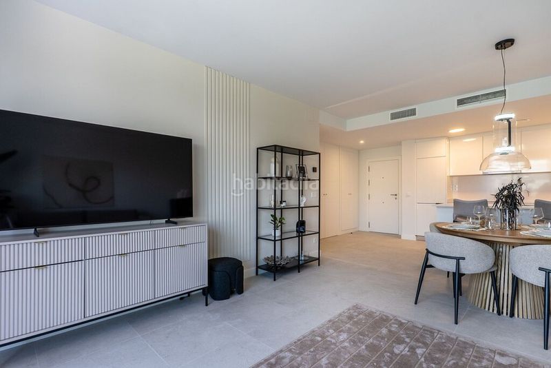 Foto a5ac6c64-0c66-4a8b-8626-9387477e0eaa. Apartament amb aparcament piscina a puerto de Estepona Estepona