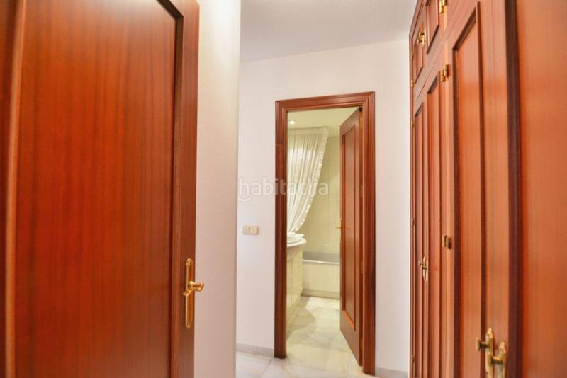 Foto cdf0b9f0-0757-4b2b-996e-7492ece7a850. Apartamento en Los Boliches Fuengirola