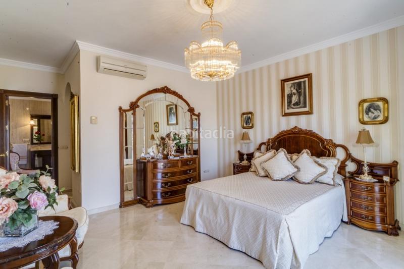 Foto d3c9ca1f-92ff-435f-8a8f-8bd91b7d149c. Chalet with heating parking pool in Centro Alhaurín el Grande