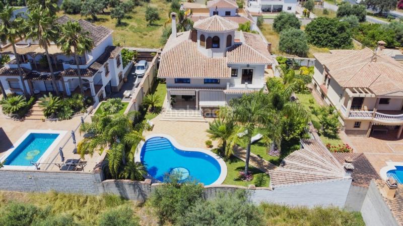 Foto b2171c40-eb9f-4607-b79a-ec07abc0512a. Chalet avec chauffage parking piscine dans Centro Alhaurín el Grande