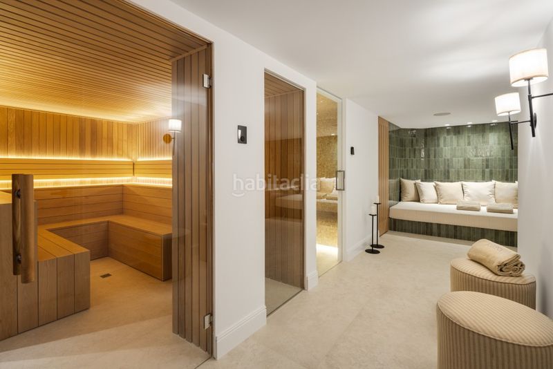 Foto e012965d-75b6-4ced-b6ee-1a5cd9b8f29a. Xalet amb piscina a Las Brisas Marbella