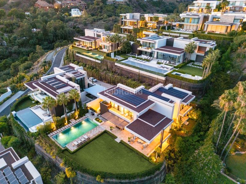 Foto 0817f732-27e6-40a3-b225-5e5fd7461cde. Chalet con parcheggio piscina in Benahavís pueblo Benahavís