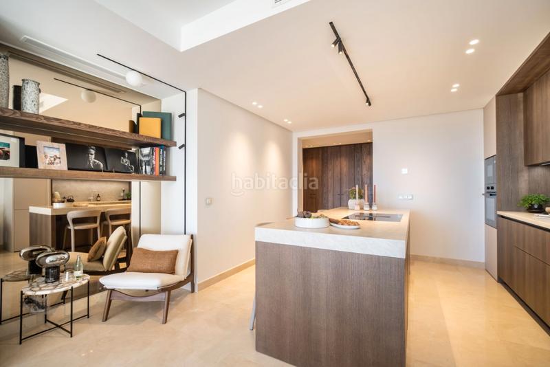 Foto a10955d5-84f2-46d2-9977-c60ab661b8d0. Penthouse with heating parking pool in Benahavís pueblo Benahavís