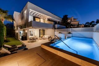 Chalet in Las Brisas