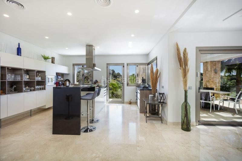 Foto d039f0c4-8cf0-4cfa-99c6-a4730916ff8f. Chalet mit parking pool in Parque Central Estepona