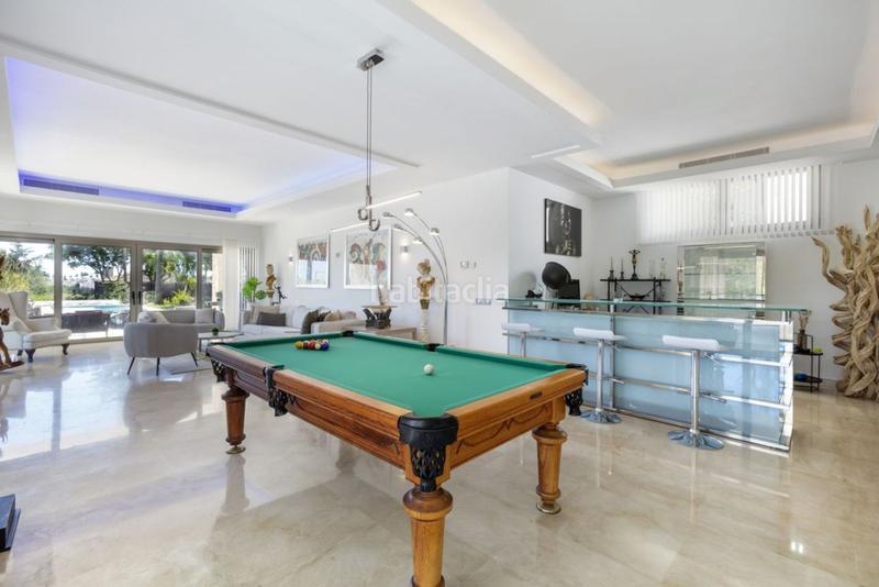 Foto e045a2f2-64cb-466c-aac8-baa31685bf4a. Chalet mit parking pool in Parque Central Estepona