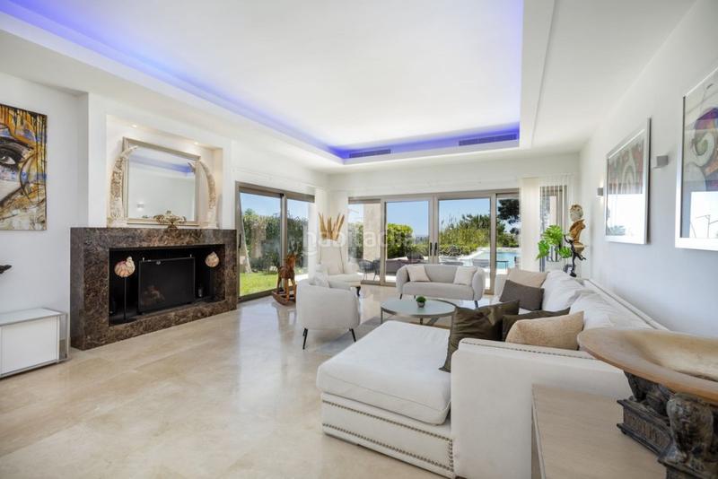 Foto f083a880-fab7-461c-b2a2-64c6c924efec. Xalet amb aparcament piscina a Parque Central Estepona