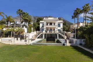 Chalet in Sierra Blanca