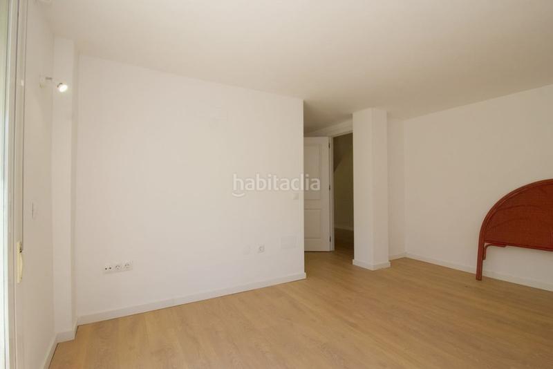 Foto f255b59d-19ca-474b-9e91-10a8ec2c6fc1. Chalet dans Coín