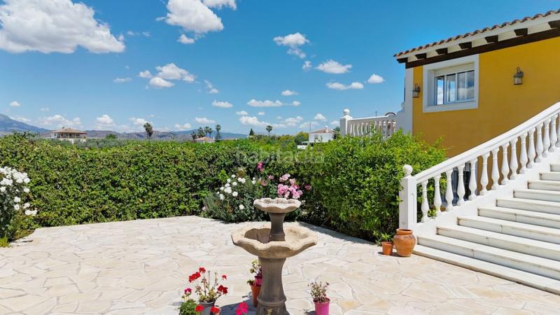 Foto b4dbe48c-4b10-421e-afa1-19e5fe53ffc8. Chalet in Coín